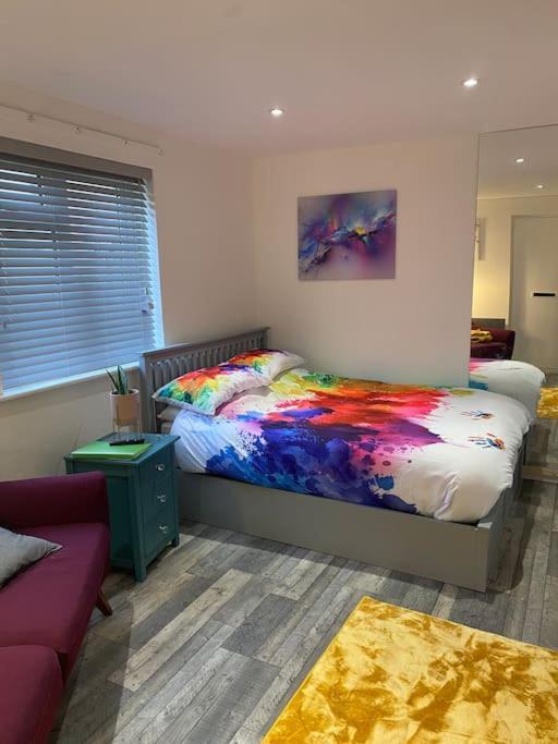 Cosy Studio Apartment 滑铁卢维尔 外观 照片